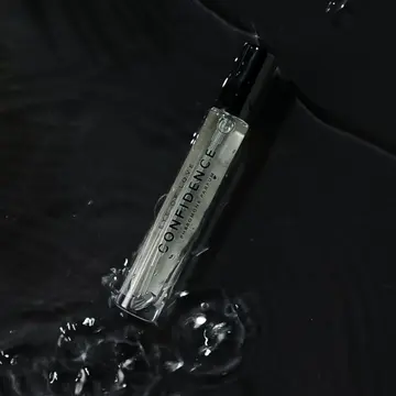 4ABW_EYE-OF-LOVE_PHEROMONE_PARFUM_BODY-SPRAY_MALE_CONFIDENCE_10ML_003.webp