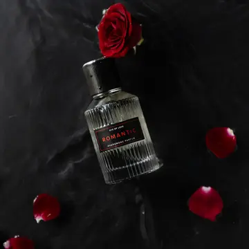 4ABW_EYE-OF-LOVE_PHEROMONE_PARFUM_BODY-SPRAY_MALE_ROMANTIC_50ML_002.webp